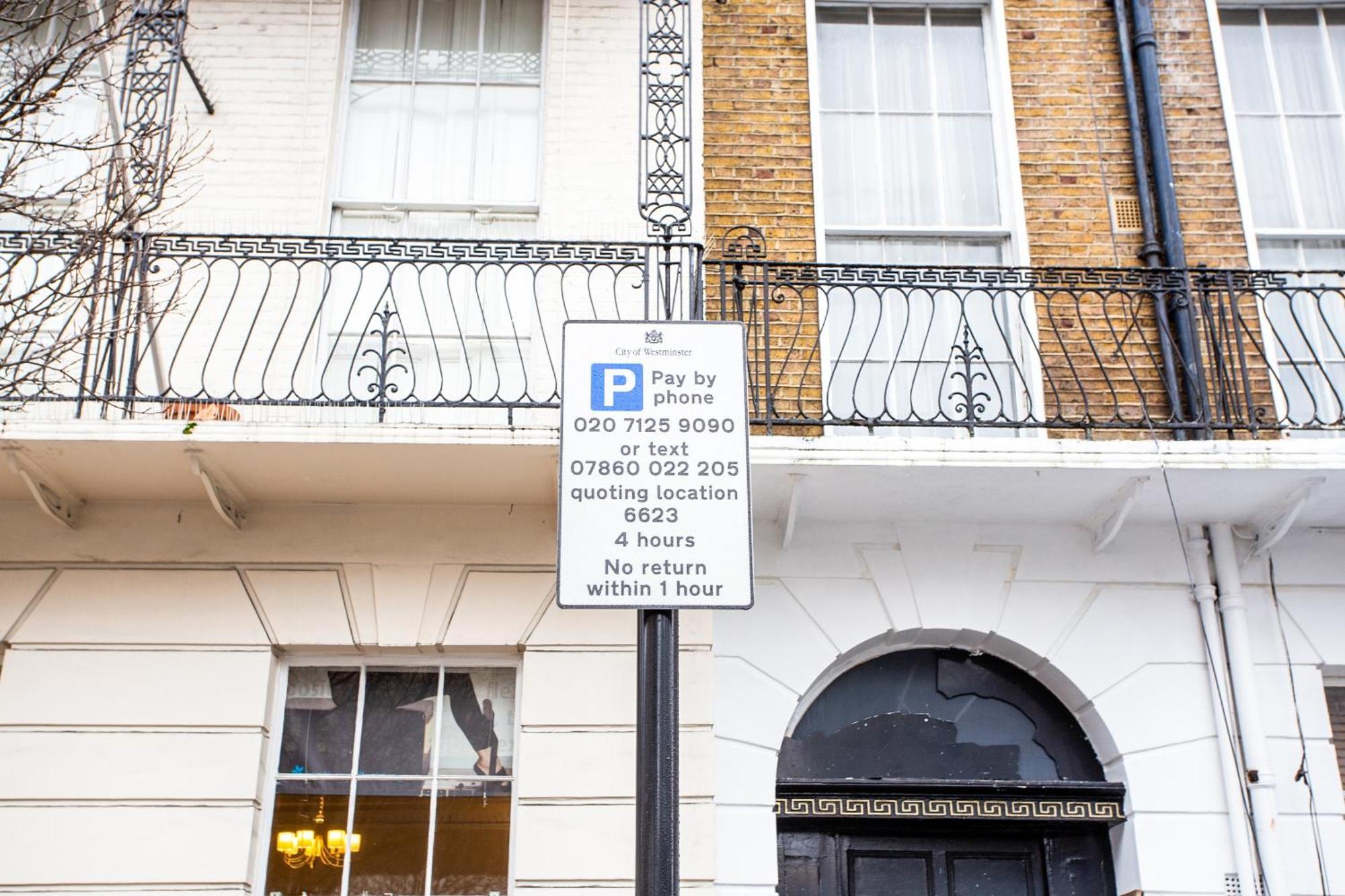 Somerset Hotel Baker Street London Exterior photo